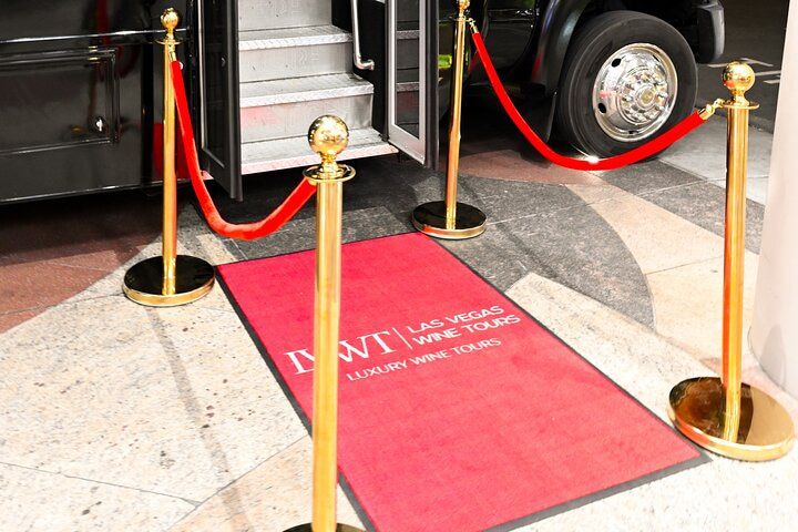 Vegas Wine Tour: Sommelier & Luxury Bus Experience — photo 3