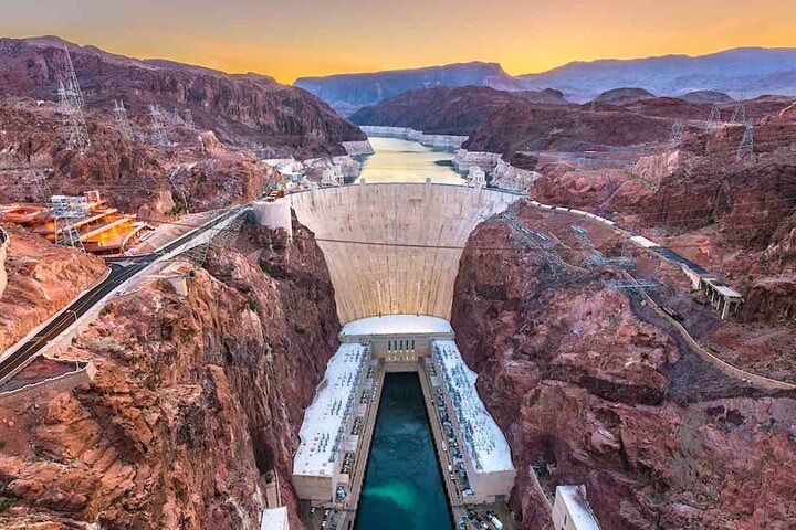 5-Hour Hoover Dam & Emerald Cave Kayak Adventure — photo 1