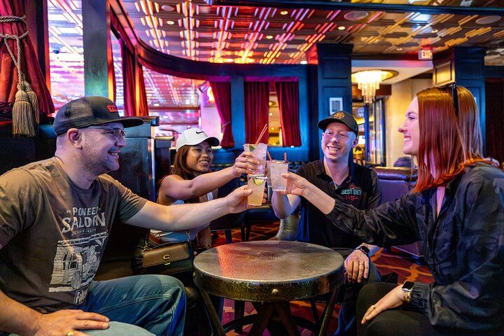 Fremont Street Bar Crawl: 3 Drinks & Local Gems Walk — photo 3