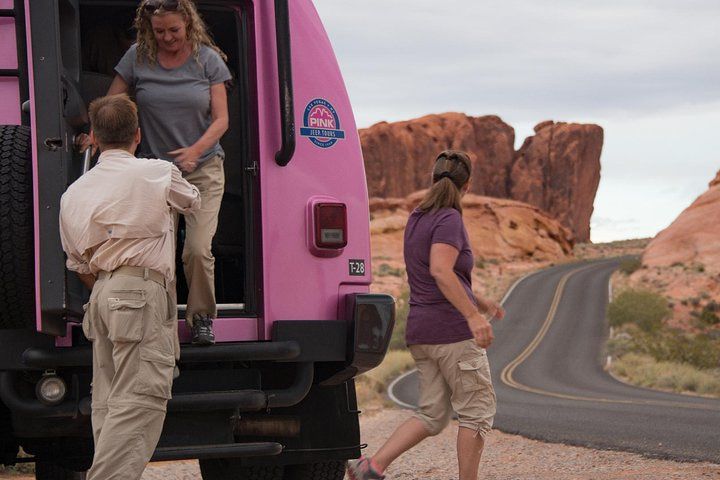 Valley of Fire Small Group Adventure from Las Vegas — photo 3