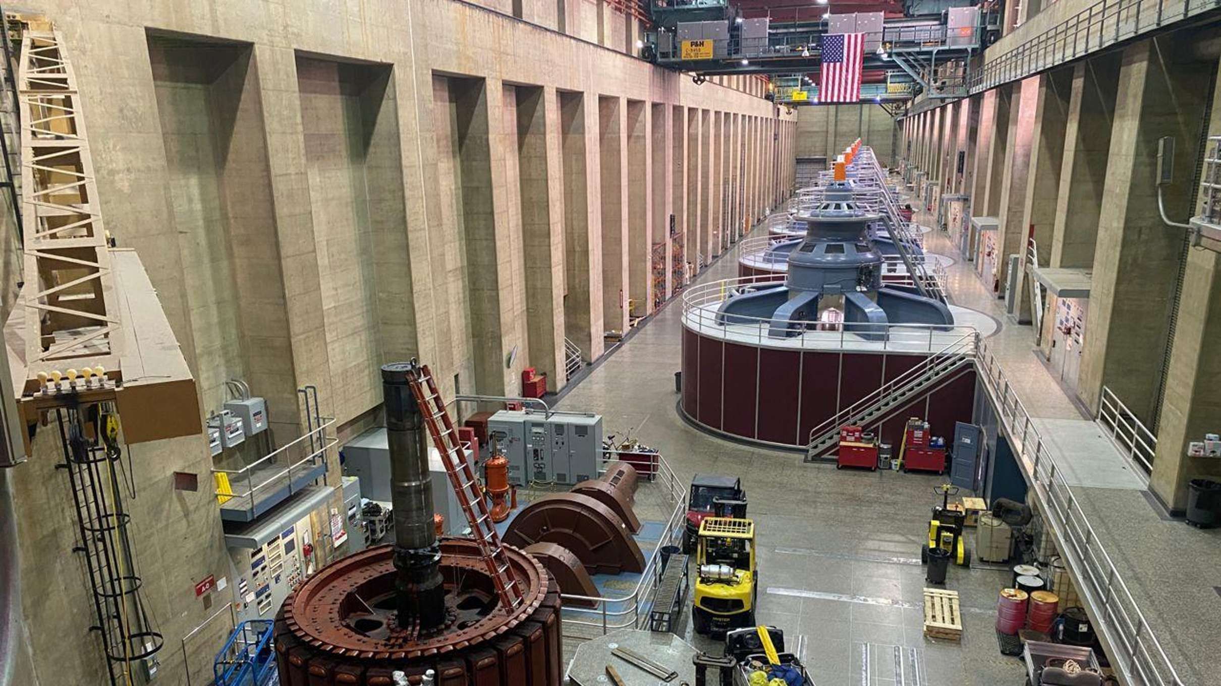 Hoover Dam Tunnels & Power Plant Tour from Vegas — photo 2