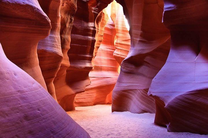 Lower Antelope Horseshoe Bend Bilingual Day Trip Vegas — photo 1