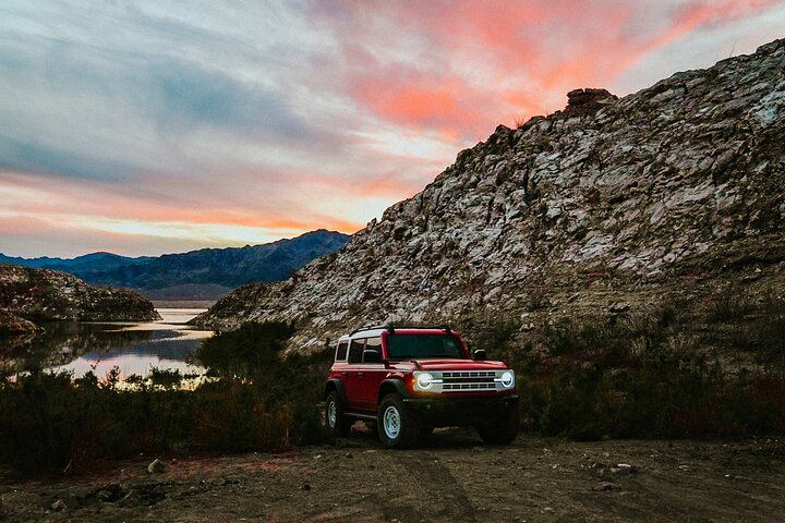 4-Hour Climate-Controlled Bronco Desert Drive Boathouse Cove — photo 4