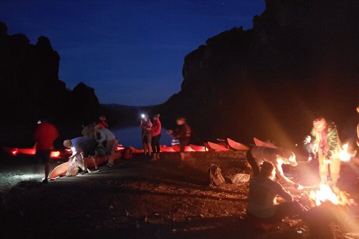 Black Canyon Sunset Kayak with Bonfire and Stars Vegas — photo 4