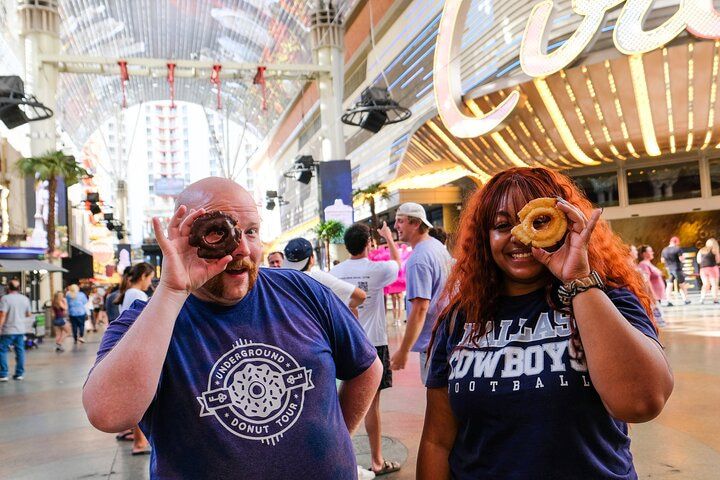 Vegas Artisan Donut Walk: Downtown & Fremont Street — photo 2