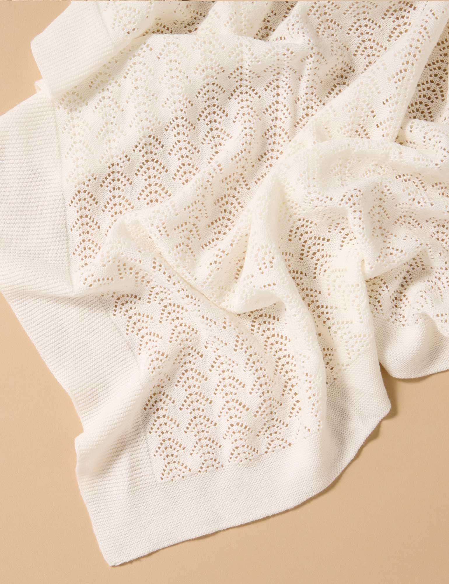 White Purebaby blanket with eyelet details