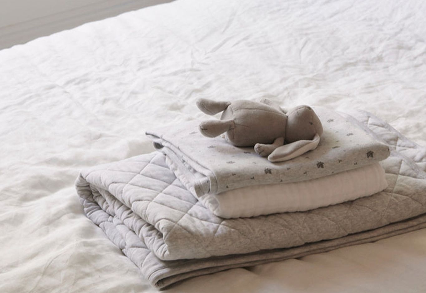How Many Baby Blankets Do You Need? Purebaby Purebaby