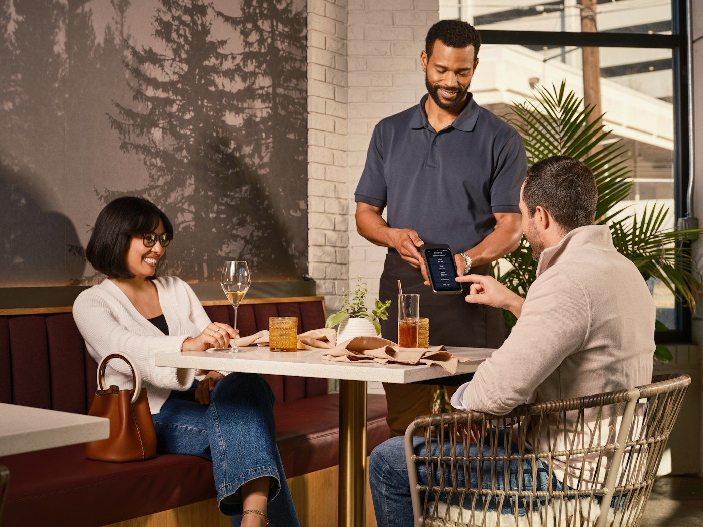 What Is a Digital Restaurant Menu? Every Option Compared