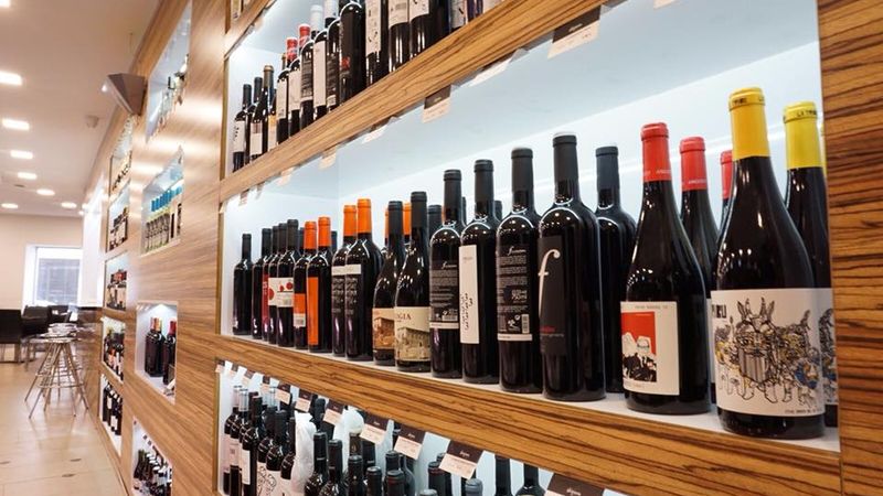 La Jamonería Extremeña by Macu & Grillo