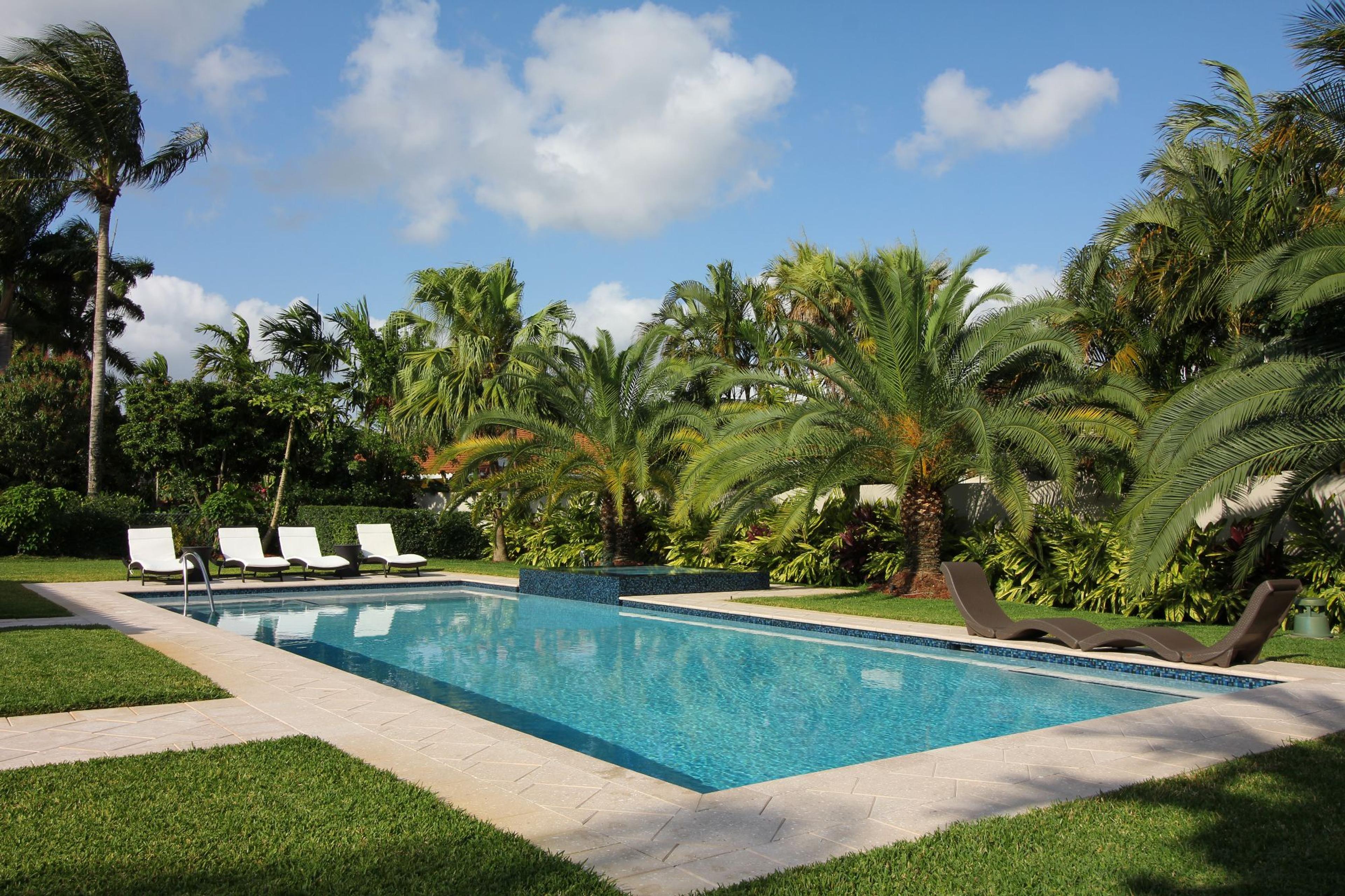 Steplock® Pavers & Coping
