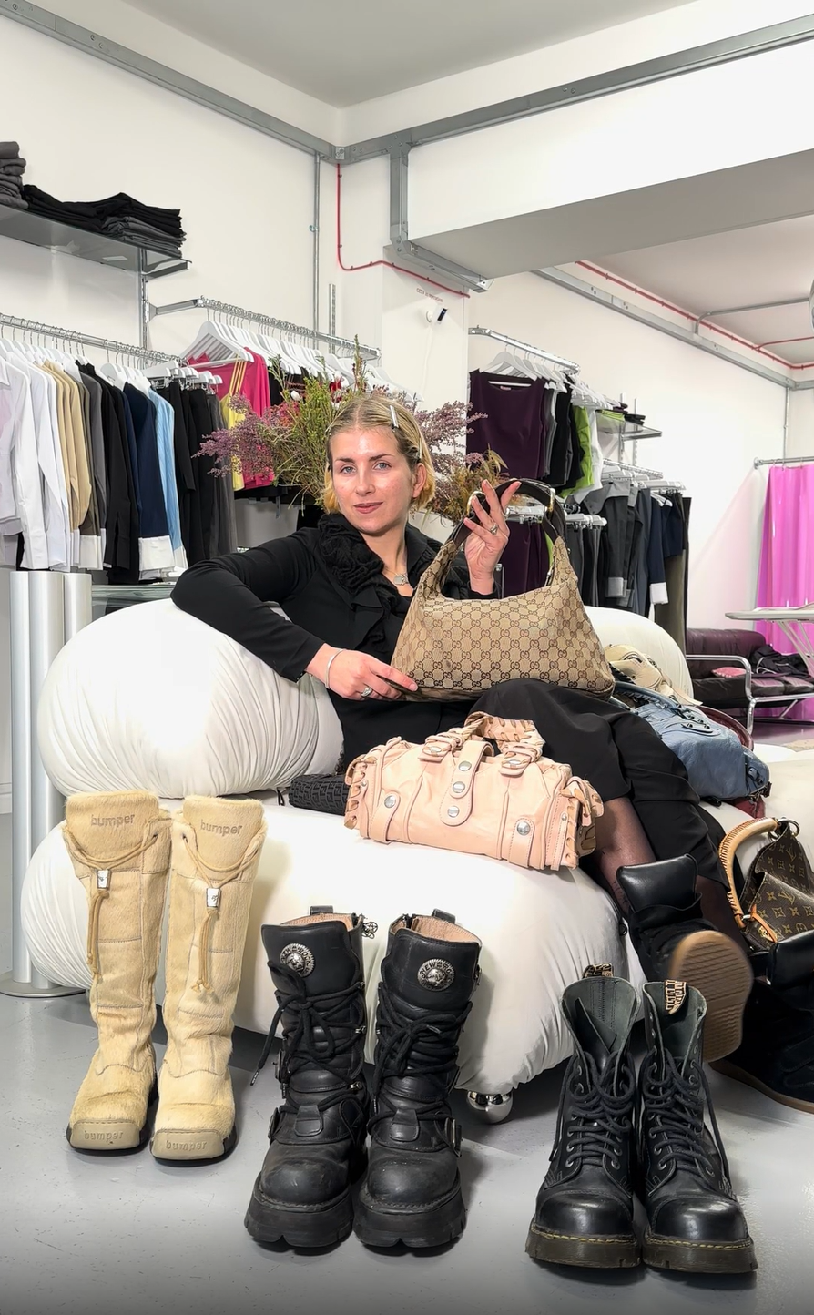 Vendedor en directo, Isabella Vrana