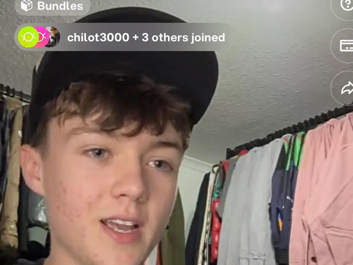 Leon selling clothes online on Tilt