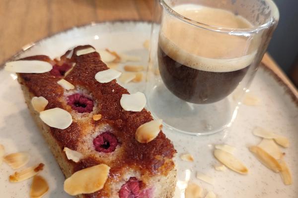 Financier aux framboises