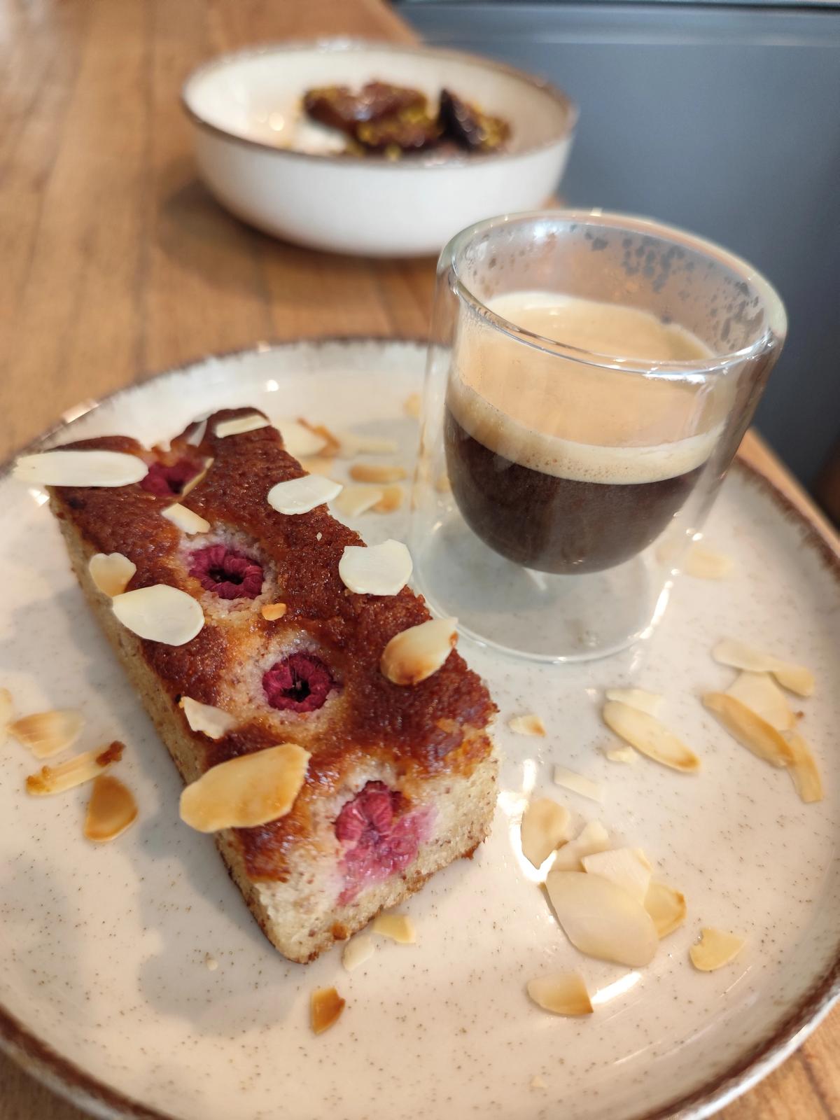 Financier aux framboises