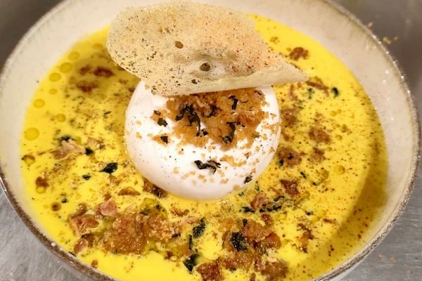 Burrata, maïs épicé et croqueta de serrano