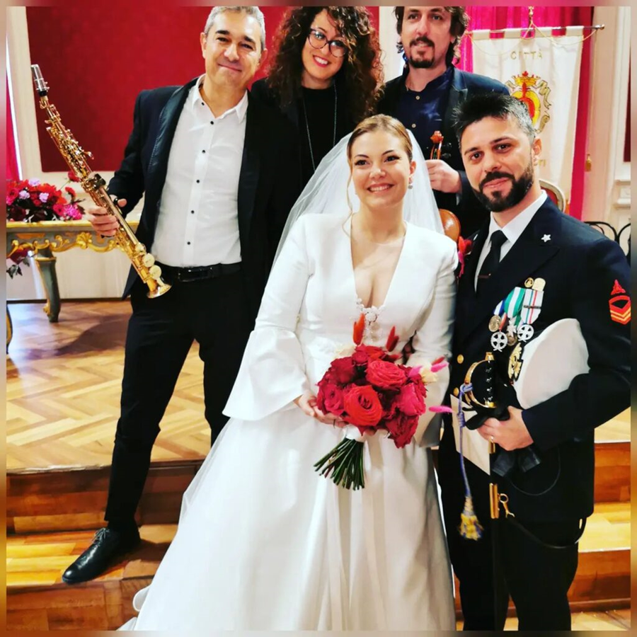 LC Band wedding moment