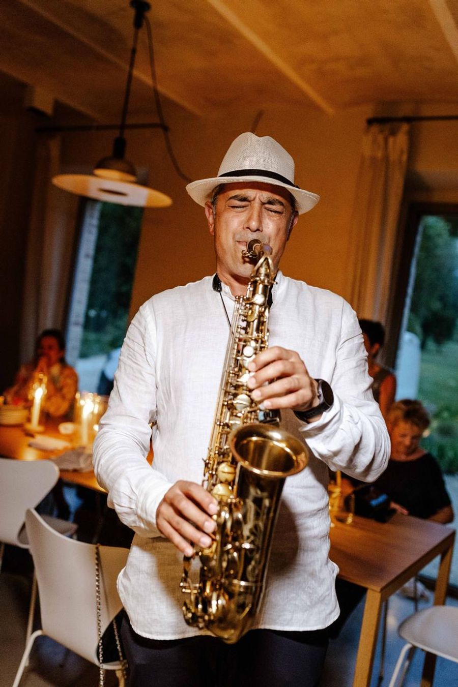LCsax Indoor
