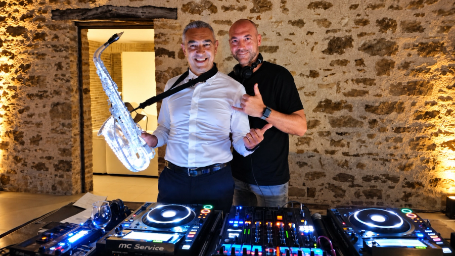 LCsax & DJ
