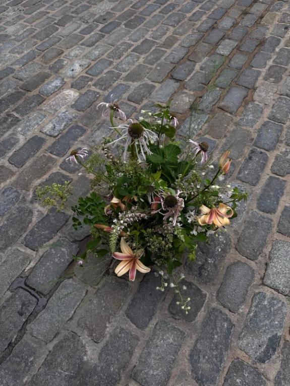 Fox Fodder Flowers image grid container slide 41