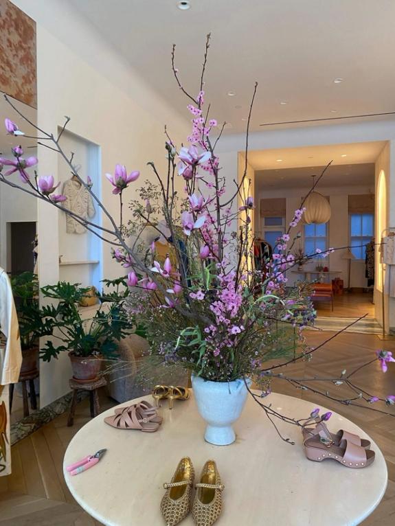 Fox Fodder Flowers image grid container slide 42