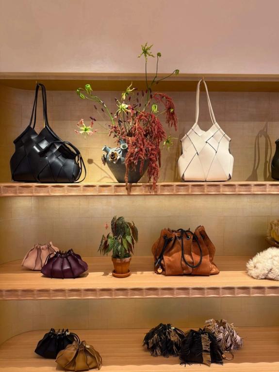 Fox Fodder Flowers image grid container slide 33