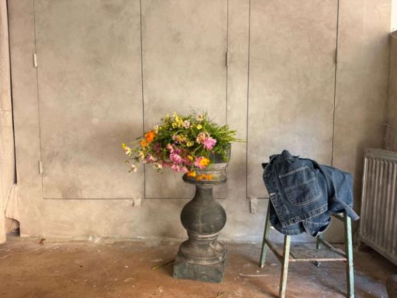 Fox Fodder Flowers image grid container slide 12