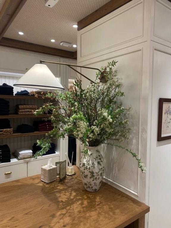 Fox Fodder Flowers image grid container slide 14