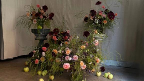 Fox Fodder Flowers image grid container slide 82