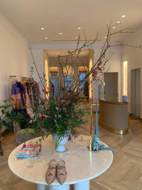 Fox Fodder Flowers image grid container slide 61