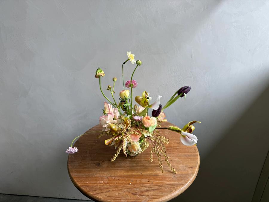 Product image in gallery for La Grande Petite Flower - subscription | Item 1