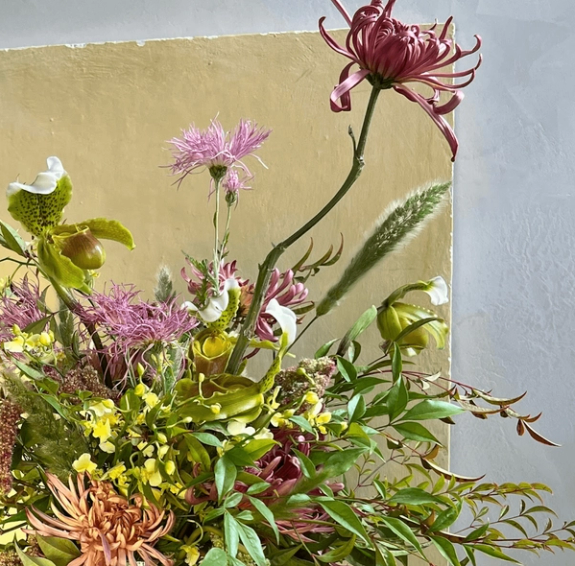 Hover Image of Arrangements and Bouquets 