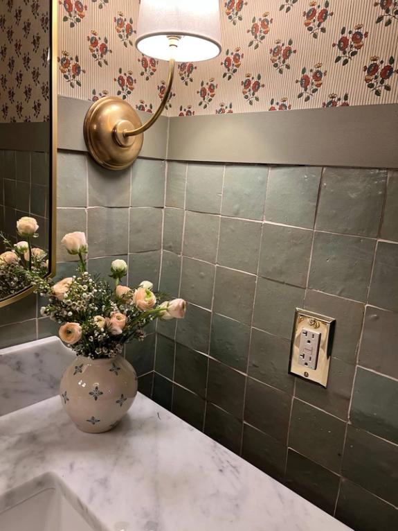 Fox Fodder Flowers image grid container slide 16