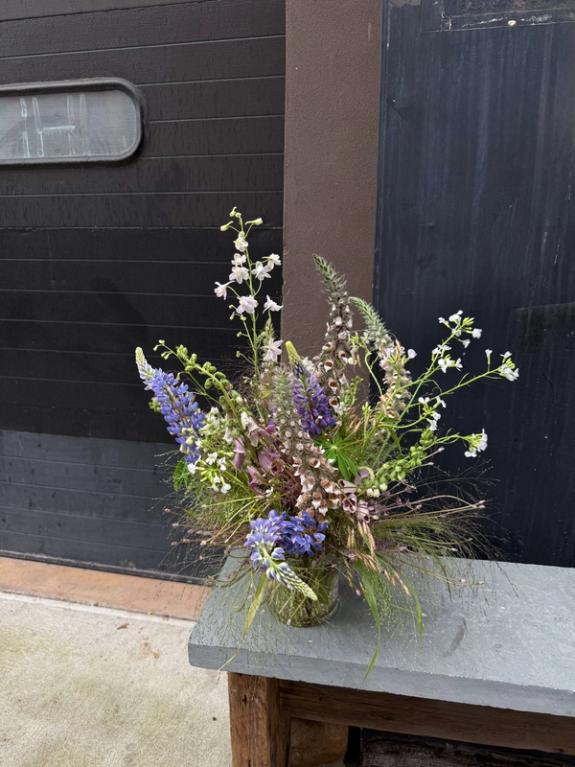 Thumbnail Image of Large  Arrangement