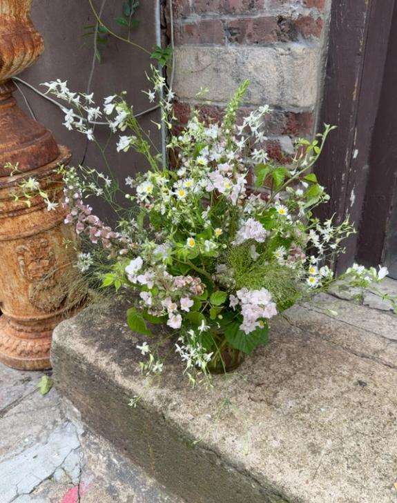 Thumbnail Image of Large  Arrangement