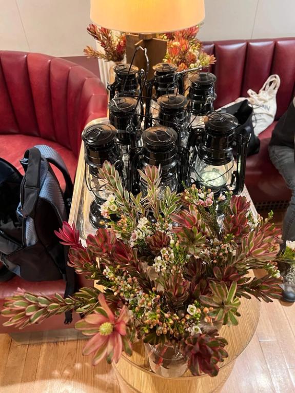 Fox Fodder Flowers image grid container slide 4