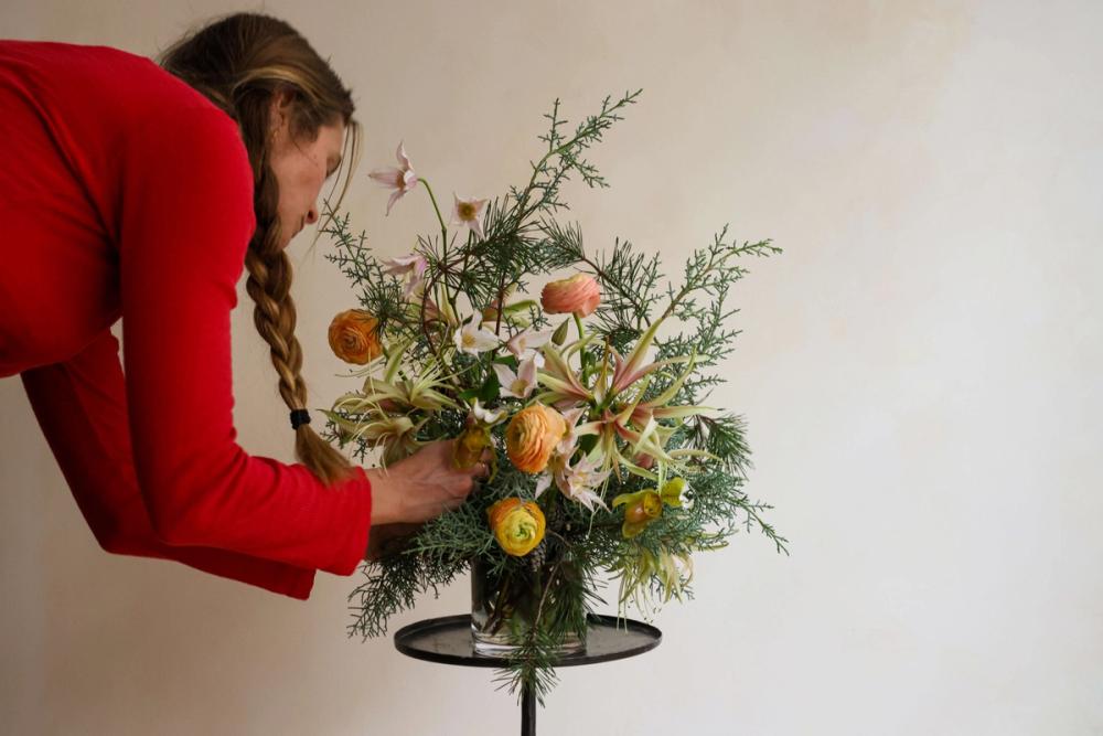 Slide 1 for call to action section on arrangements and bouquets