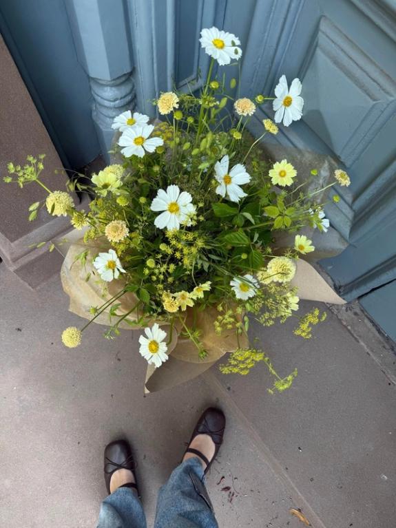 Fox Fodder Flowers image grid container slide 96
