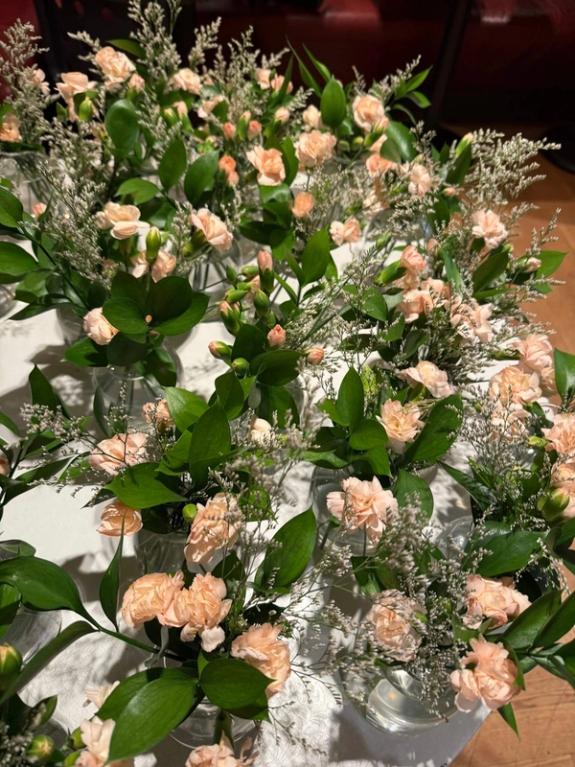 Fox Fodder Flowers image grid container slide 304