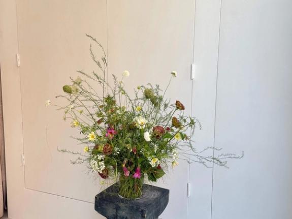 Fox Fodder Flowers image grid container slide 41