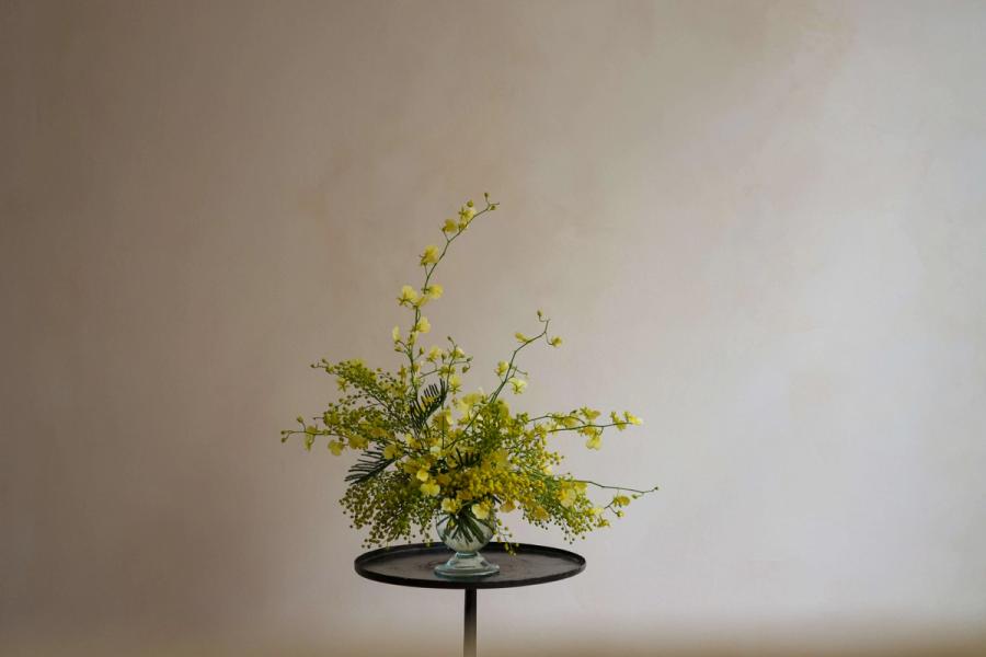 Product image in gallery for Subscription- La Grande Petite Flower | Item 1