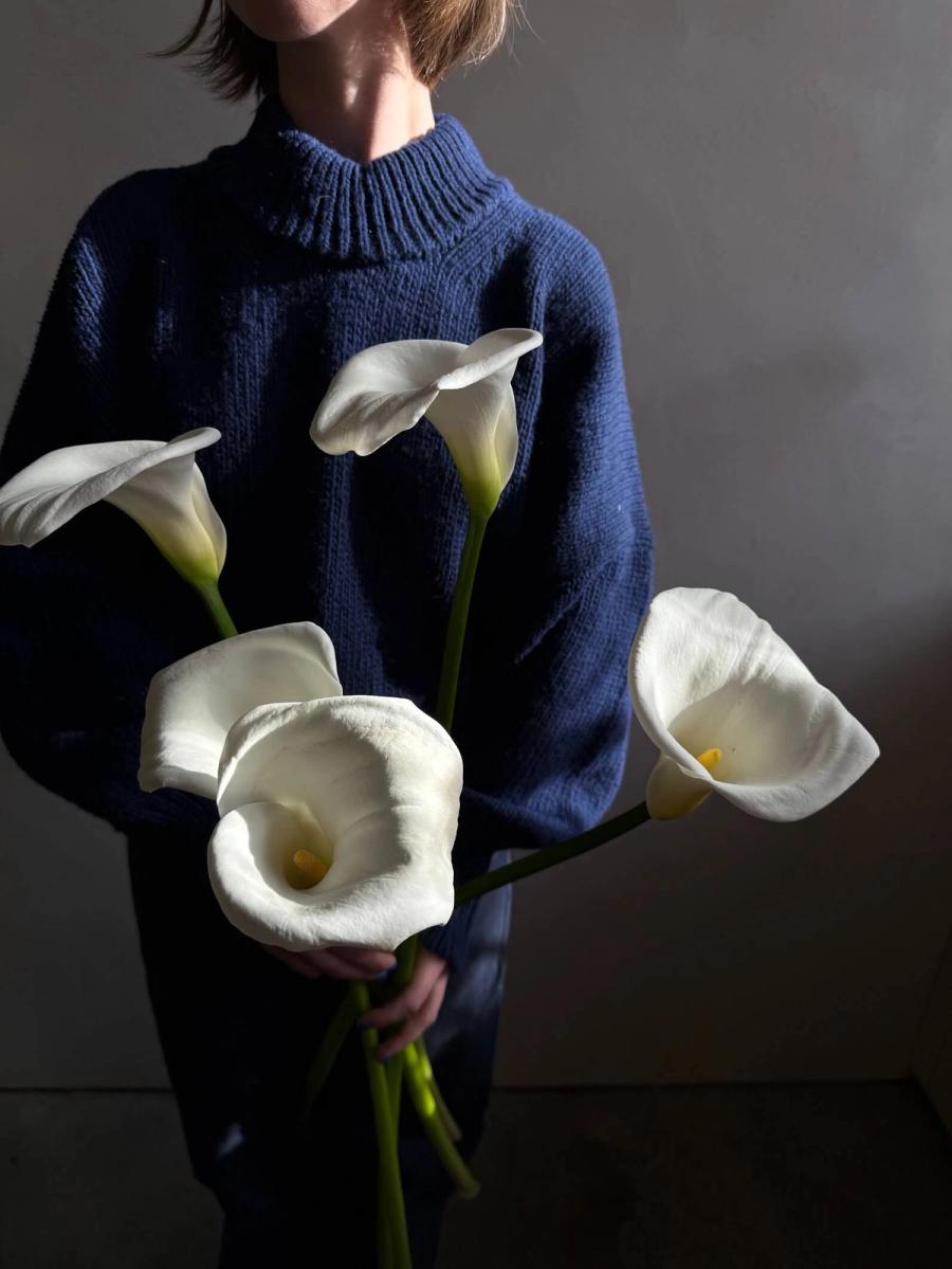 Product image in gallery for Giant Calla Lilies | Item 2