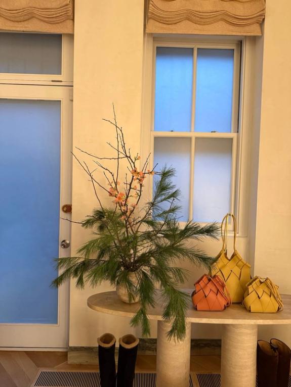 Fox Fodder Flowers image grid container slide 24