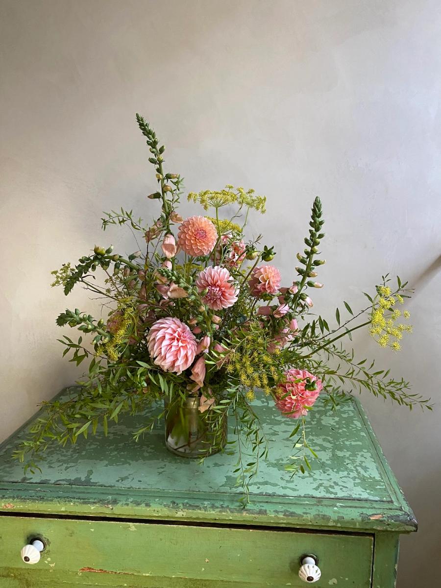 Product image in gallery for Large Flower Arrangement | Item 2