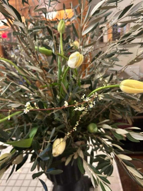 Fox Fodder Flowers image grid container slide 12