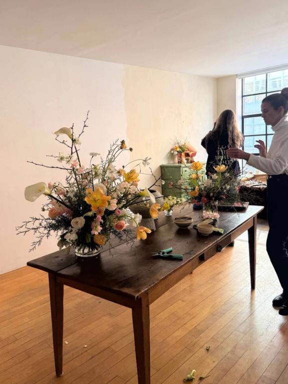 Fox Fodder Flowers image grid container slide 4