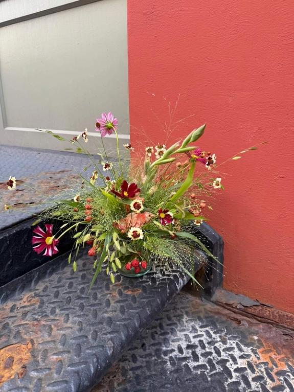 Fox Fodder Flowers image grid container slide 19