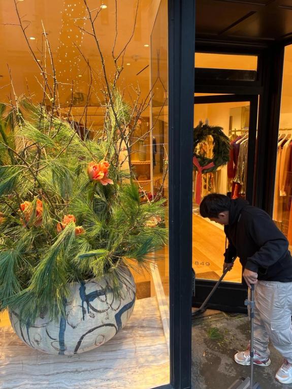 Fox Fodder Flowers image grid container slide 14