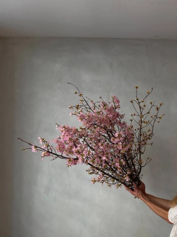 Fox Fodder Flowers image grid container slide 8