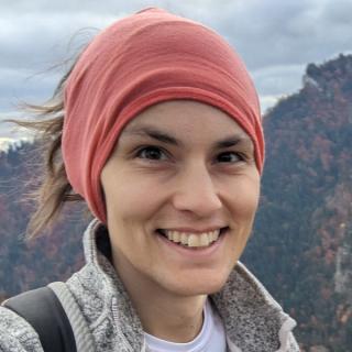 Cayley Mendoza headshot