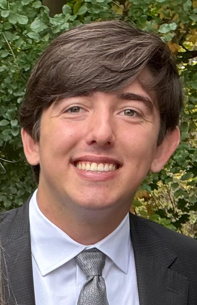 Zachary Reiken headshot